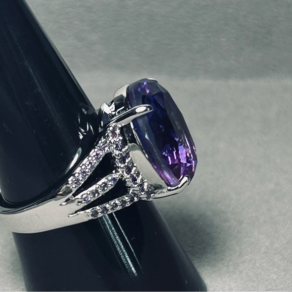 Lab created amethyst topaz silver tone fashion ring size 8 - Picture 2 of 5